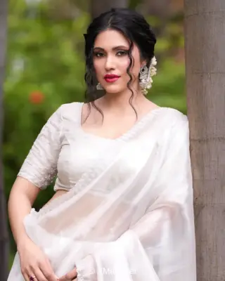 Zeba Khan